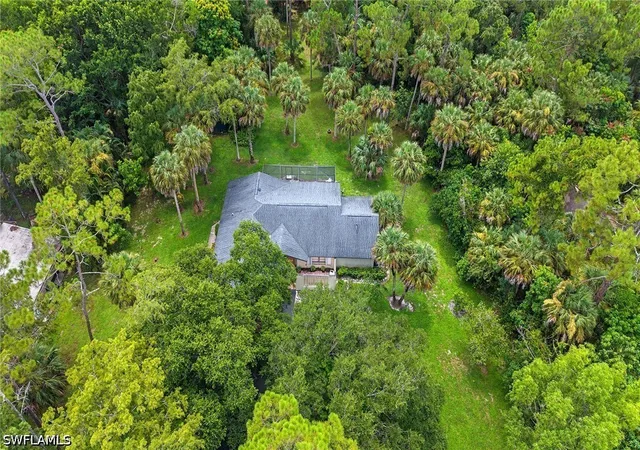 Photo 3 of Single family home for sale at 6040 Lancewood Way, Naples, FL 34116 | MLS# 226028934 | Listing updated on 2026-08-11