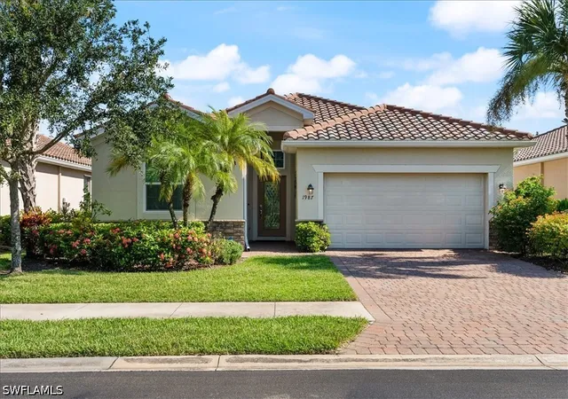 Photo 1 of Single family home for sale at 1987 Fairmont Ln, Naples, FL 34120 | MLS# 226028966 | Listing updated on 2026-08-11
