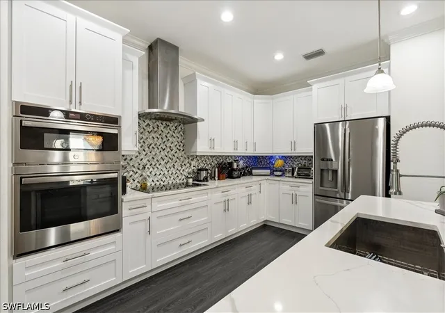 Photo 4 of Single family home for sale at 1987 Fairmont Ln, Naples, FL 34120 | MLS# 226028966 | Listing updated on 2026-08-11