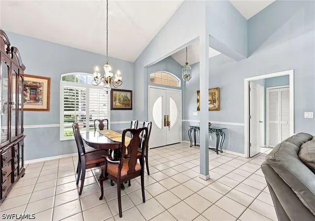 Photo 3 of Single family home for sale at 195 Palmetto Dunes Cir, Naples, FL 34113 | MLS# 226029016 | Listing updated on 2026-09-01