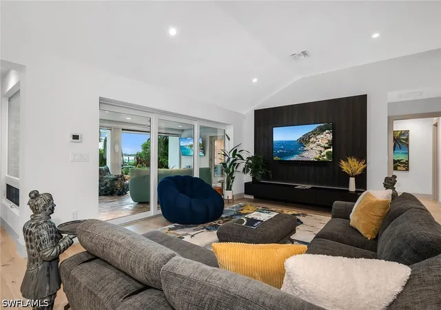 Photo 3 of Single family home for sale at 5215 Seashell Ave, Naples, FL 34103 | MLS# 226028278 | Listing updated on 2026-09-27