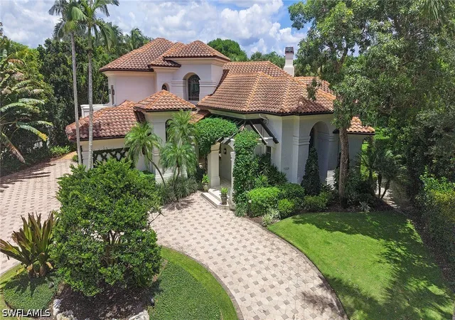 Photo 4 of Single family home for sale at 7326 Tilden Ln, Naples, FL 34108 | MLS# 226029062 | Listing updated on 2026-08-12
