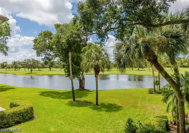 Photo 2 of Condo for sale at 425 Wildwood Ln, Naples, FL 34105 | MLS# 226028911 | Listing updated on 2026-08-12