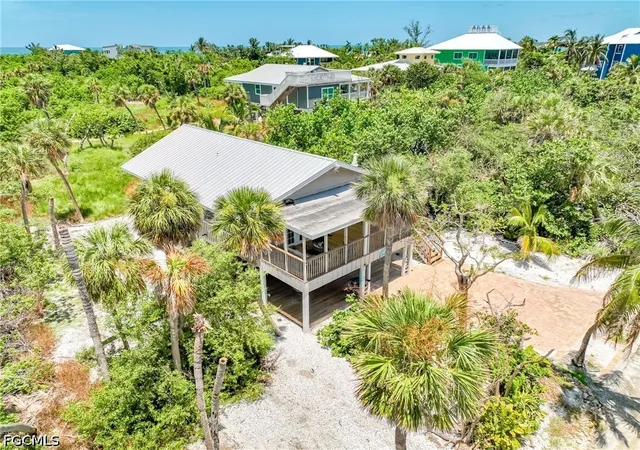 Photo 3 of Single family home for sale at 140 Mourning Dove Dr, Captiva, FL 33924 | MLS# 2026034184 | Listing updated on 2026-08-12