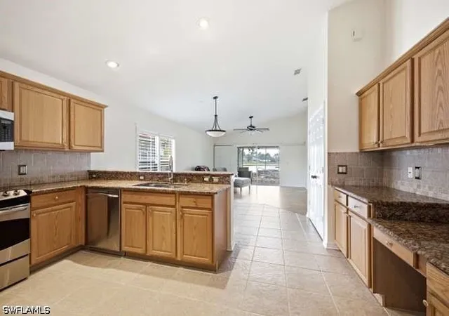 Photo 4 of Sale Pending at 2940 Orange Grv Trl, Naples, FL 34120 | MLS# 226029223 | Listing updated on 2026-08-31