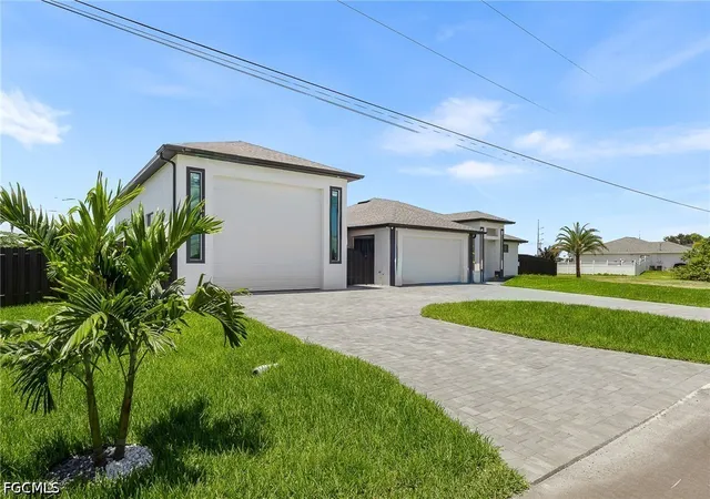 3rd image of 1018 Ne Juanita Pl, Cape Coral, FL 33909 | MLS# 2026034458