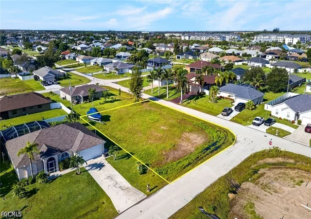 Photo 3 of Sale Pending at 1322 Sw 34th Street, Cape Coral, FL 33914 | MLS# 2026034553 | Listing updated on 2026-08-31