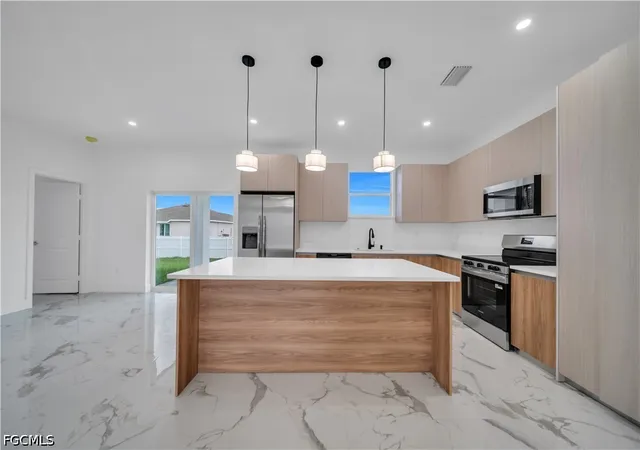 Photo 4 of Single family home for sale at 435 Petite Ave, Lehigh Acres, FL 33974 | MLS# 2026034567 | Listing updated on 2026-09-30
