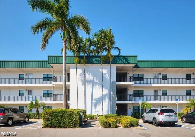 Photo 2 of Condo for sale at 1747 Pebble Beach Dr #302, Fort Myers, FL 33907 | MLS# 2026034598 | Listing updated on 2026-09-01
