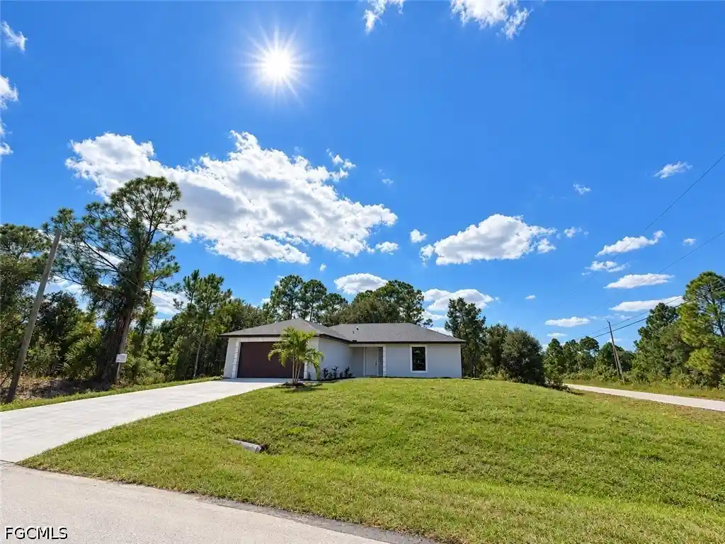 Photo 1 of Single family home for sale at 823 Mckinley Ave, Lehigh Acres, FL 33972 | MLS# 2026034884 | Listing updated on 2026-10-26