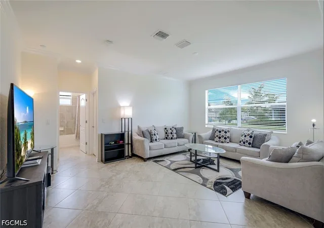 Photo 4 of Single family home for sale at 4234 Bluegrass Dr, Fort Myers, FL 33916 | MLS# 2026034915 | Listing updated on 2026-10-08