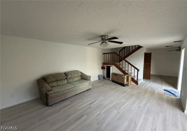 Photo 3 of Sale Pending at 1635 Park Meadows Dr #3, Fort Myers, FL 33907 | MLS# 2026034918 | Listing updated on 2026-09-01