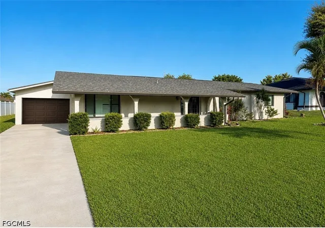 Photo 1 of Single family home for sale at 4233 Sw 1st Avenue, Cape Coral, FL 33914 | MLS# 2026035063 | Listing updated on 2026-08-31