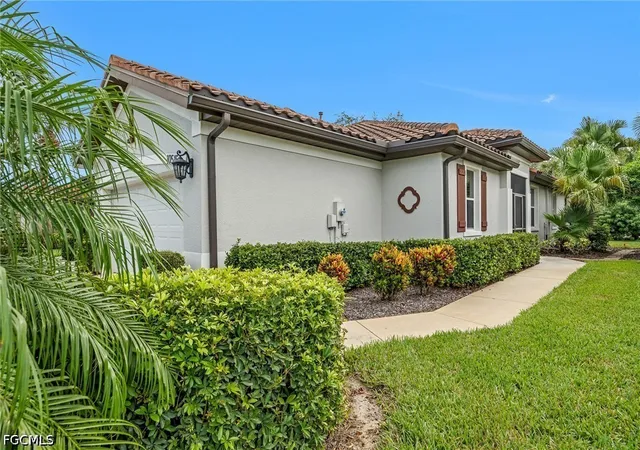 Photo 3 of Townhouse for sale at 10515 Diamante Way, Fort Myers, FL 33913 | MLS# 2026035201 | Listing updated on 2026-10-03