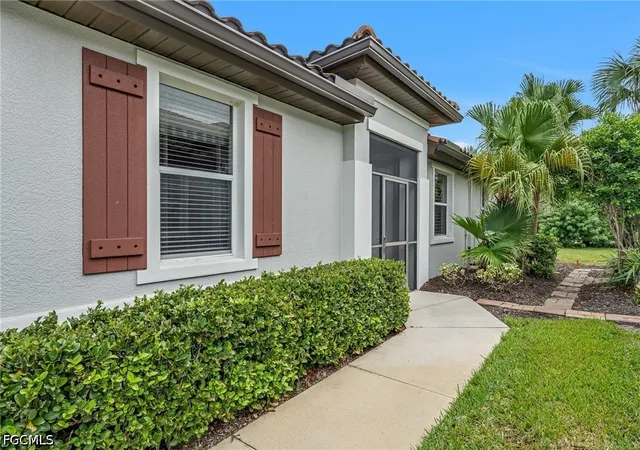 Photo 4 of Townhouse for sale at 10515 Diamante Way, Fort Myers, FL 33913 | MLS# 2026035201 | Listing updated on 2026-10-03