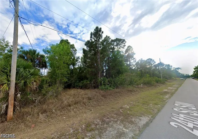 Photo 3 of Sale Pending at 3401 24th Street SW, Lehigh Acres, FL 33976 | MLS# 2026035466 | Listing updated on 2026-08-31