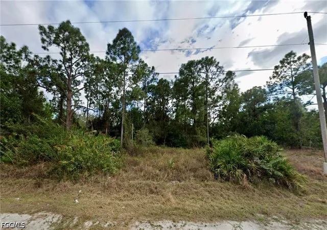 Photo 1 of Sale Pending at 3403 24th Street Sw, Lehigh Acres, FL 33976 | MLS# 2026035469 | Listing updated on 2026-08-31