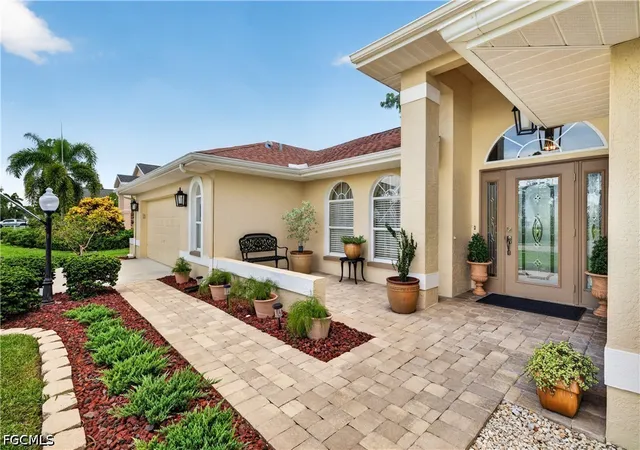 Photo 2 of Single family home for sale at 7585 Eaglet Ct, Fort Myers, FL 33912 | MLS# 2026035495 | Listing updated on 2026-09-01