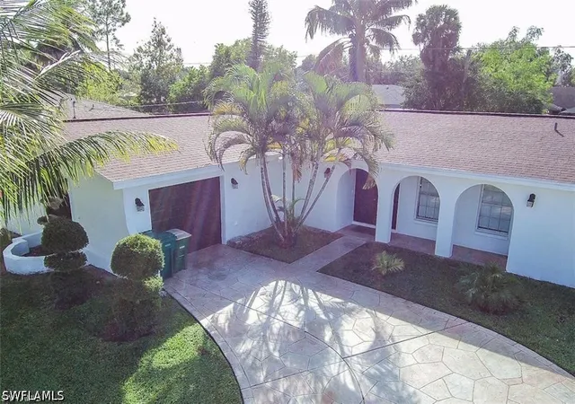 Photo 3 of Sale Pending at 4544 22nd Pl Sw, Naples, FL 34116 | MLS# 226030363 | Listing updated on 2026-08-31