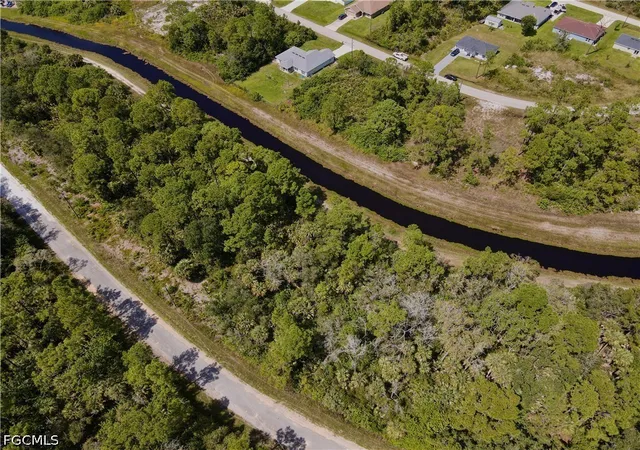 Photo 4 of Land for sale at 1933 Roderick Ln, Lehigh Acres, FL 33972 | MLS# 2026035731 | Listing updated on 2026-10-01
