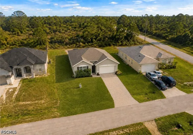 Photo 1 of Single family home for sale at 4202 13th St Sw, Lehigh Acres, FL 33976 | MLS# 2026035752 | Listing updated on 2026-08-31