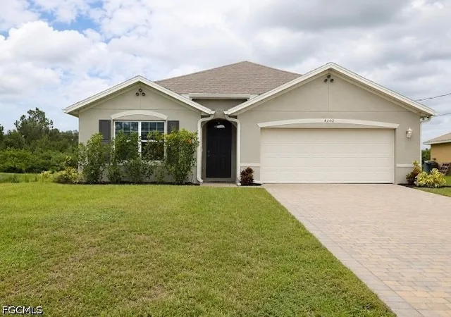 Photo 2 of Single family home for sale at 4202 13th St Sw, Lehigh Acres, FL 33976 | MLS# 2026035752 | Listing updated on 2026-08-31