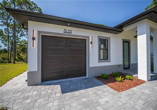 Photo 3 of Single family home for sale at 3123 69th St W, Lehigh Acres, FL 33971 | MLS# 2026035989 | Listing updated on 2026-08-31