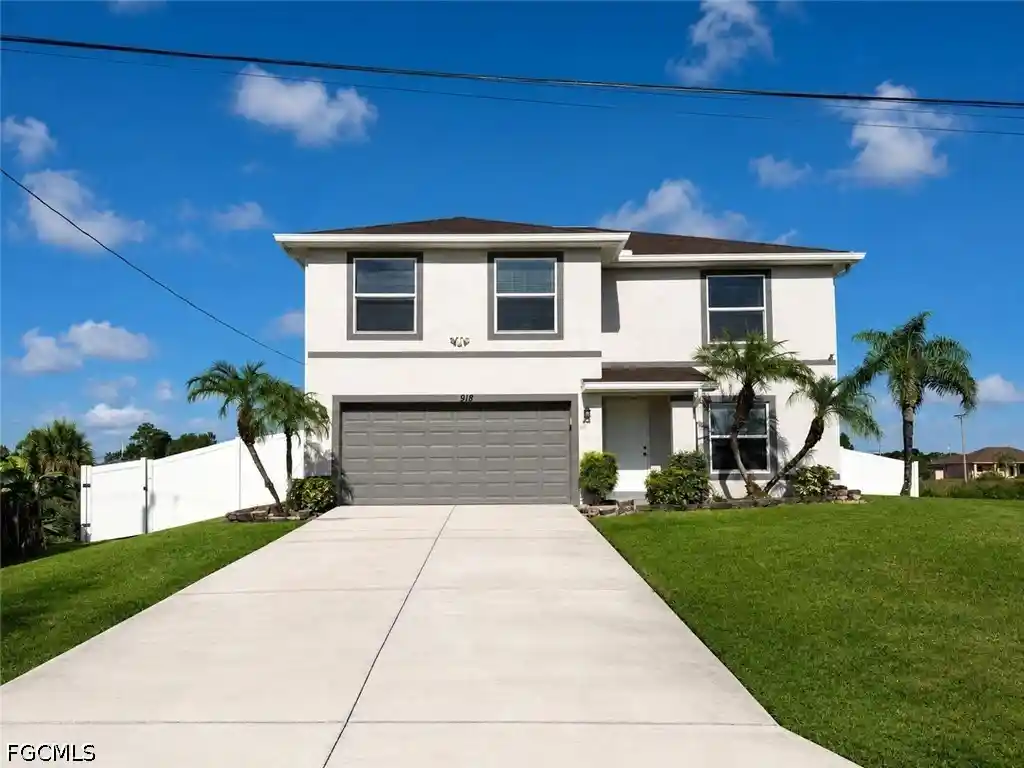 Photo 1 of Single family home for sale at 918 Marilyn Ave S, Lehigh Acres, FL 33974 | MLS# 2026036195 | Listing updated on 2026-10-23