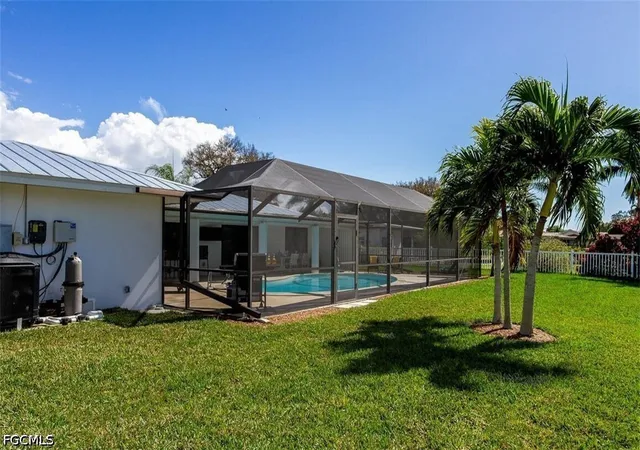 28th image of 1408 Wellington Ct, Cape Coral, FL 33904 | MLS# 2026036223