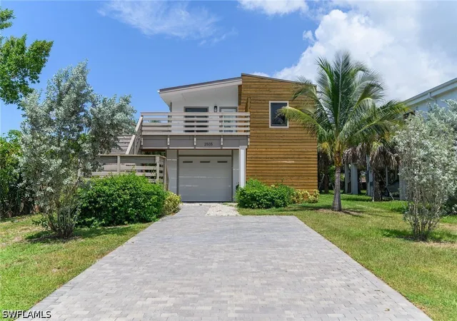 Photo 2 of Single family home for sale at 2505 Storter Ave, Naples, FL 34112 | MLS# 226030329 | Listing updated on 2026-08-31