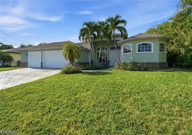 Photo 2 of Single family home for sale at 1432 Se 29th Ter, Cape Coral, FL 33904 | MLS# 2026036487 | Listing updated on 2026-08-28