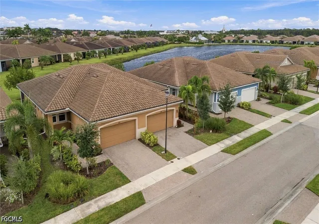 Townhouse for sale at 10360 Bonavie Cvs Dr, Fort Myers, FL 33966 | MLS# 2026036497