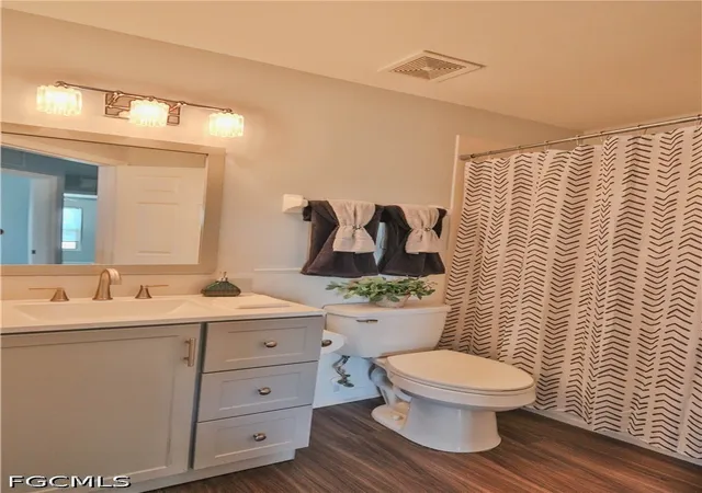 Photo 17 of Townhouse for sale at 3630 Pine Oak Cir #105, Fort Myers, FL 33916 | MLS# 2026036504 | Listing updated on 2026-08-28