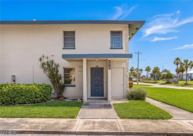 Photo 2 of Condo for sale at 4014 Coronado Pkwy #106, Cape Coral, FL 33904 | MLS# 2026036508 | Listing updated on 2026-10-05