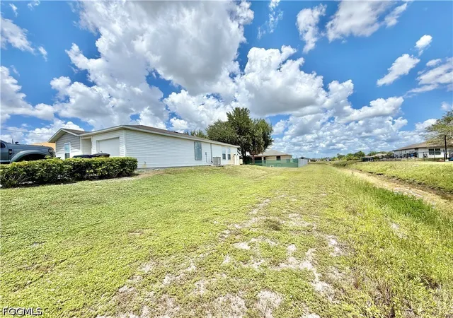 Photo 3 of Single family home for sale at 2800 26th Street Sw, Lehigh Acres, FL 33976 | MLS# 2026036509 | Listing updated on 2026-08-31