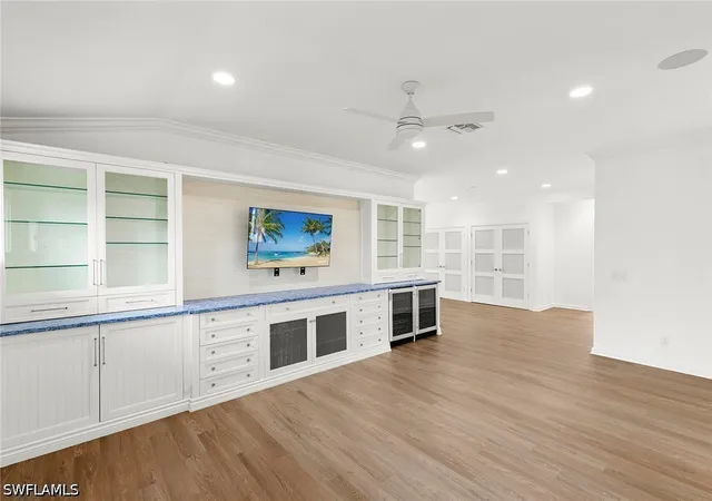 Photo 3 of Single family home for sale at 1128 Hilltop Dr, Naples, FL 34103 | MLS# 226031113 | Listing updated on 2026-08-31