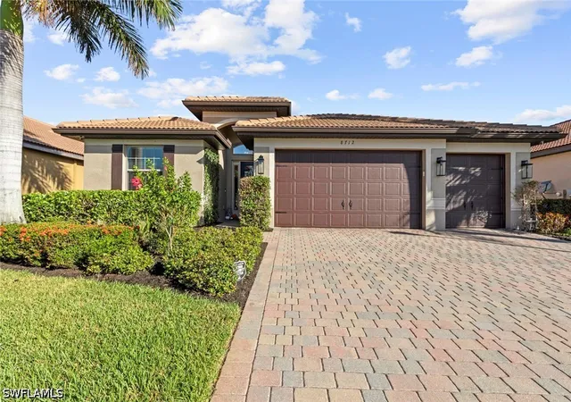 Photo 1 of Single family home for sale at 8712 Westwood Oaks Pl, Fort Myers, FL 33908 | MLS# 226029984 | Listing updated on 2026-08-31