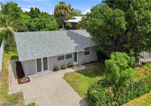 Photo 3 of Single family home for sale at 5341 Martin St, Naples, FL 34113 | MLS# 226031239 | Listing updated on 2026-08-31