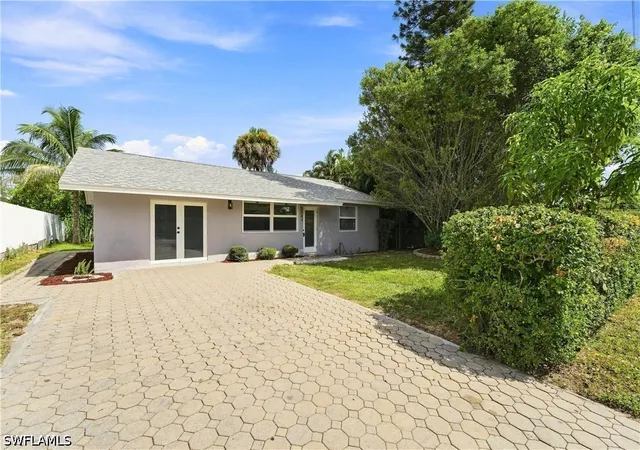 Photo 4 of Single family home for sale at 5341 Martin St, Naples, FL 34113 | MLS# 226031239 | Listing updated on 2026-08-31