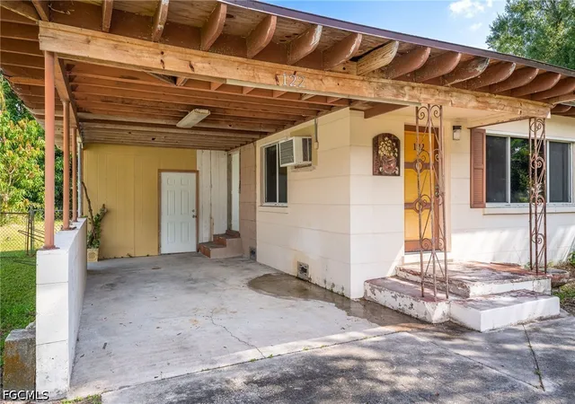 Photo 2 of Single family home for sale at 122 Evergreen Rd, North Fort Myers, FL 33903 | MLS# 2026036849 | Listing updated on 2026-08-31