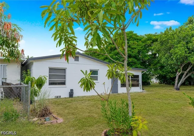 Photo 29 of Single family home for sale at 1099 Vineyard Pl, Lehigh Acres, FL 33936 | MLS# 2026036879 | Listing updated on 2026-08-31