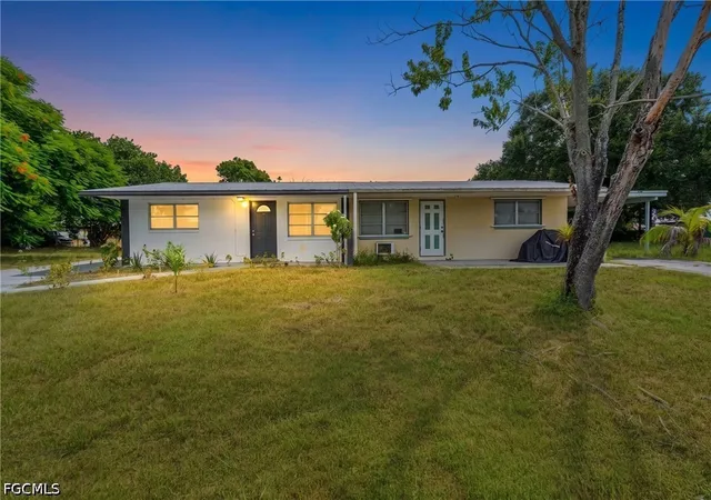 Photo 3 of Single family home for sale at 1099 Vineyard Pl, Lehigh Acres, FL 33936 | MLS# 2026036879 | Listing updated on 2026-08-31