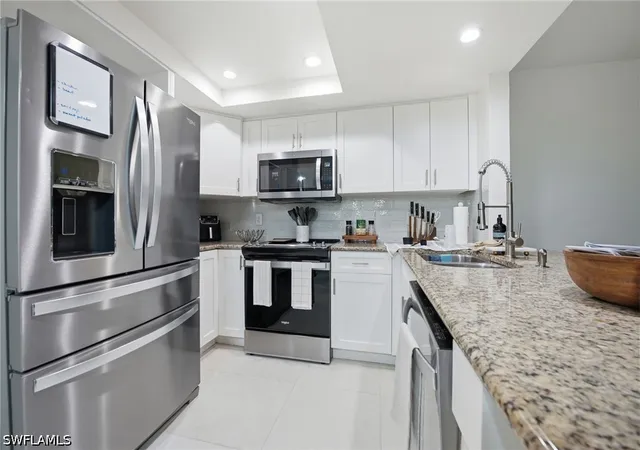 Listing Photo 4 - Condo for sale in building located at 3130 Seasons Wy, Estero, FL 33928 - Unit #406