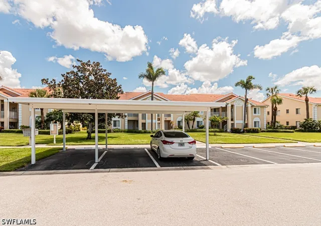 Listing Photo 4 - Condo for sale in building located at 7768 Jewel Ln, Naples, FL 34109 - Unit #102