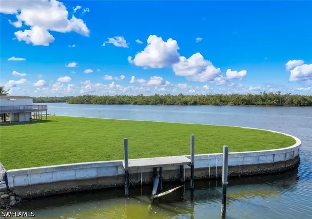 Photo 3 of Land for sale at 246 Harbor Pl N, Goodland, FL 34140 | MLS# 226030797 | Listing updated on 2026-09-01
