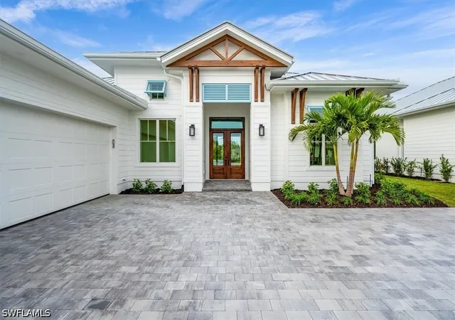 Photo 2 of Single family home for sale at 4506 Seagrove Landing Way, Estero, FL 34134 | MLS# 226031510 | Listing updated on 2026-09-01