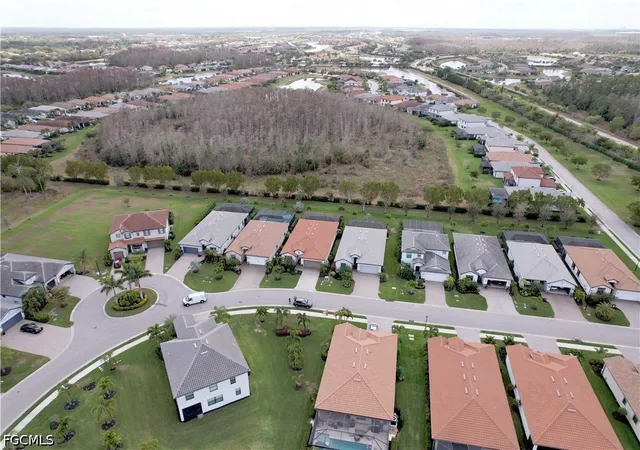 Photo 36 of Single family home for sale at 11279 Shady Lake Run, Fort Myers, FL 33913 | MLS# 2026037025 | Listing updated on 2026-10-06