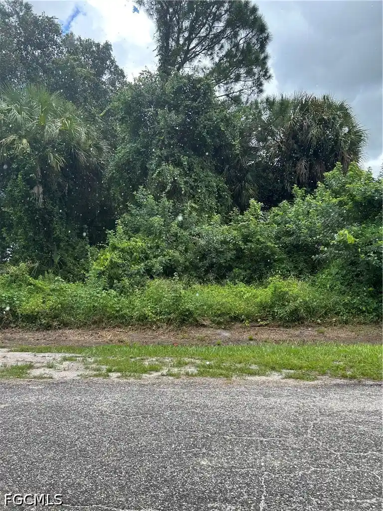 Land for sale at 606 Mcarthur Ave, Lehigh Acres, FL 33936 | MLS# 2026037553
