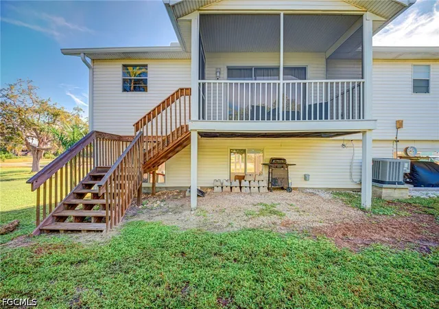 Photo 3 of Single family home for sale at 2471 Avocado St, Saint James City, FL 33956 | MLS# 2026037929 | Listing updated on 2026-10-04