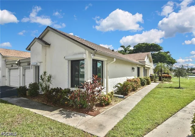 Townhouse for sale at 1773 Augusta Dr, Fort Myers, FL 33907 | MLS# 2026038167